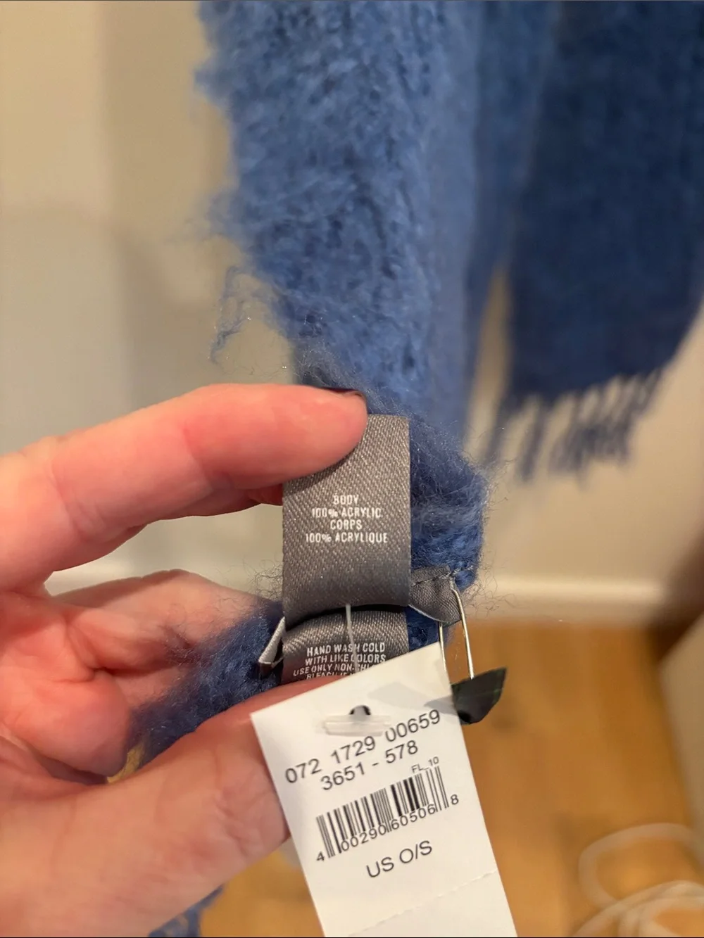 Aerie Blanket Scarf Blue Fuzzy Cozy NWT
